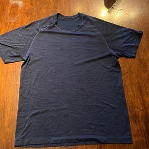 Lululemon Short Sleeve Workout Shirt